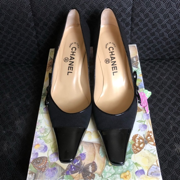EUC CHANEL kitten heels w/bows- leather & canvas - Picture 1 of 10